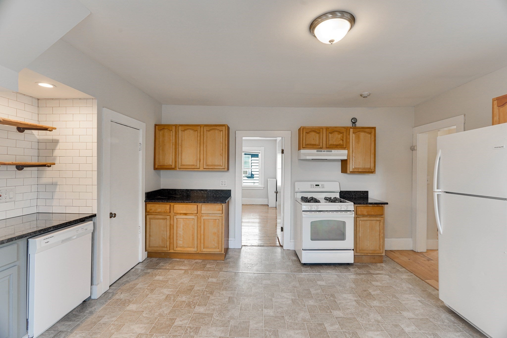 14 Wheatland St #2, Salem, MA, 14 Wheatland St #2, Salem, MA Photo #4