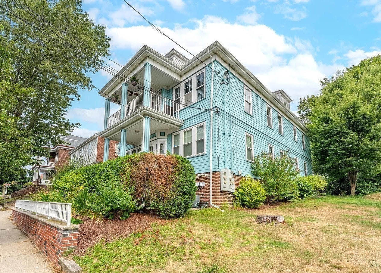 Photo of 7 Nichols St, Chelsea, MA