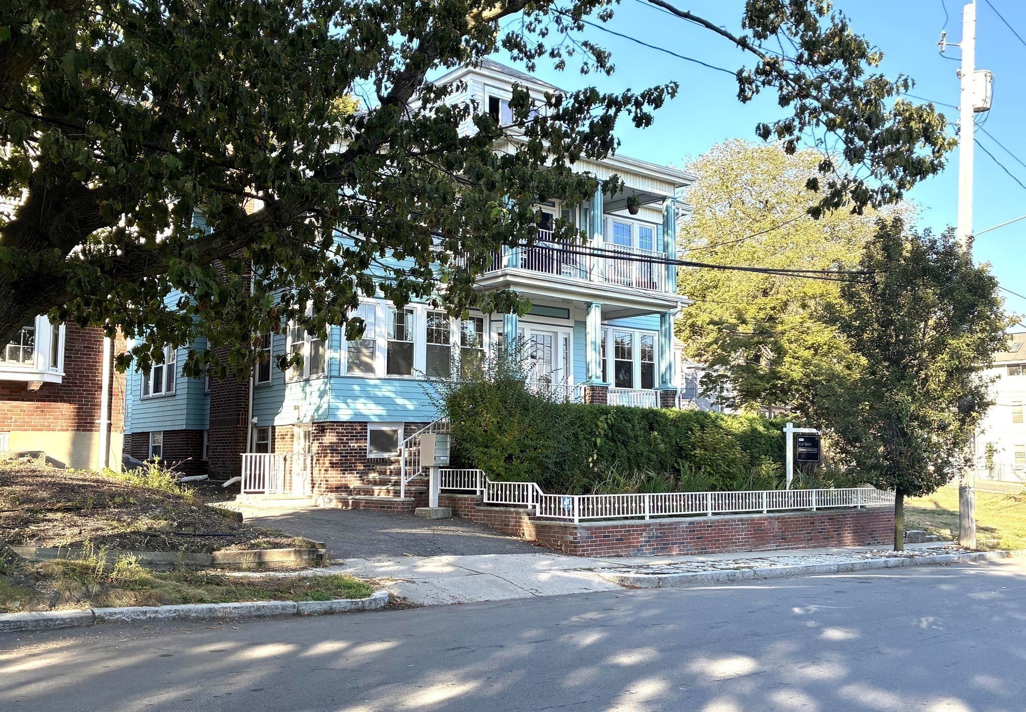 7 Nichols St 1
