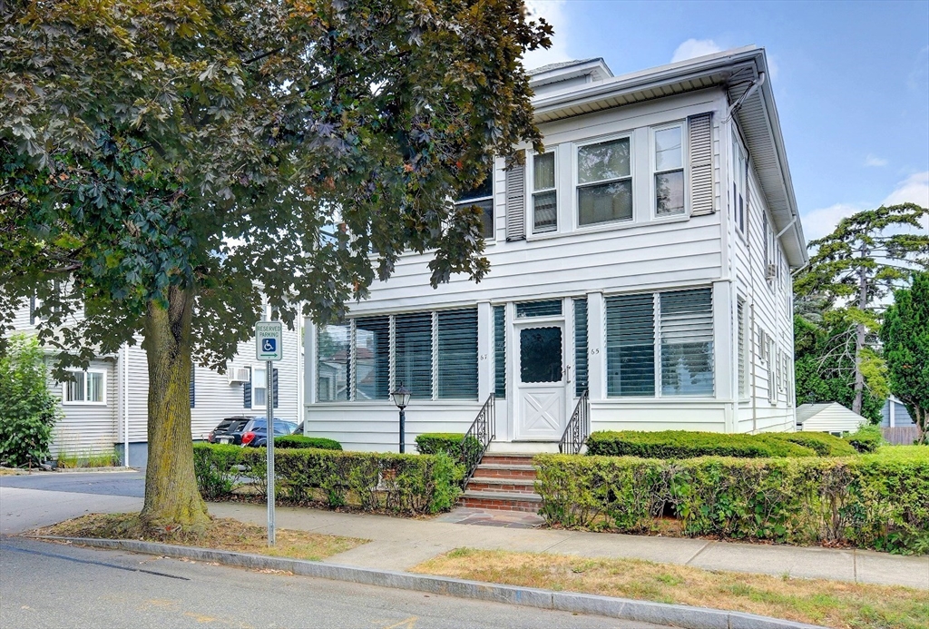 65 - 67 Davis St