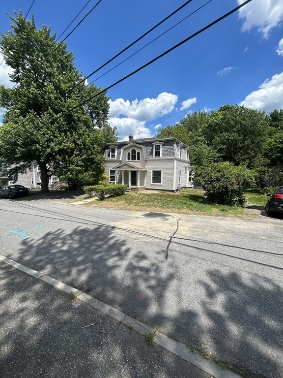 33 Burbank St