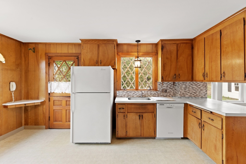 35 Badger Road RD, Medford, MA Photo #14