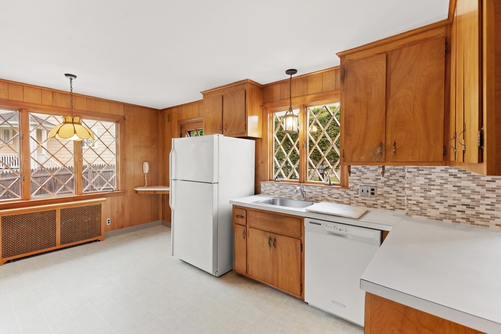 35 Badger Road RD, Medford, MA Photo #12