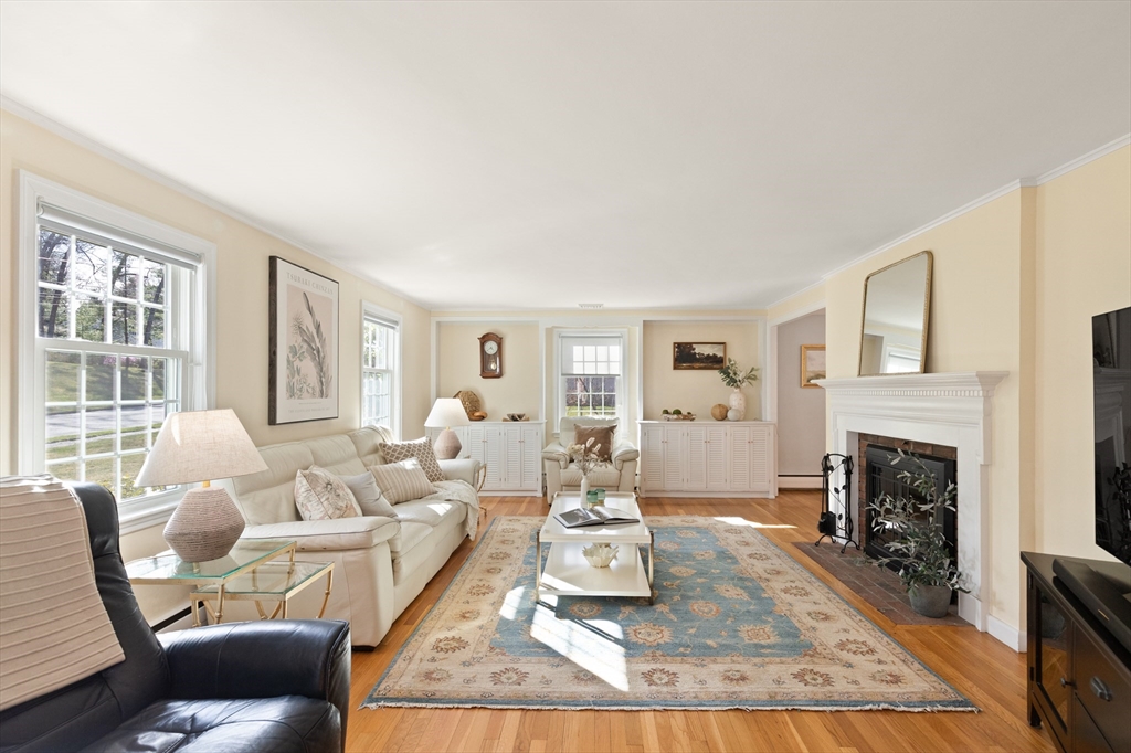 28 Chatham Way