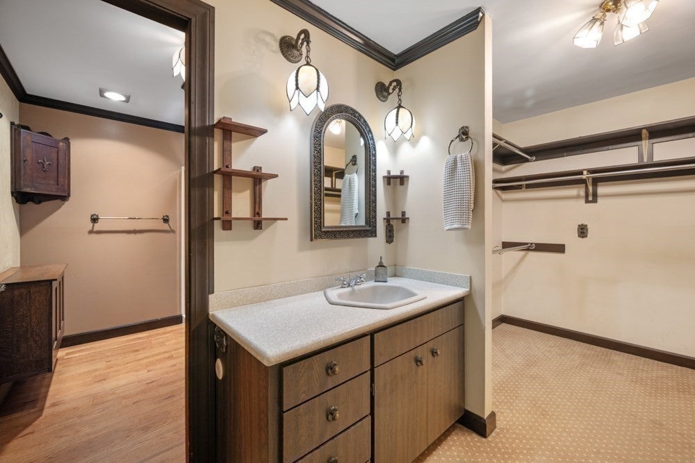 37 Phillips Beach Ave, Swampscott, MA Photo #25