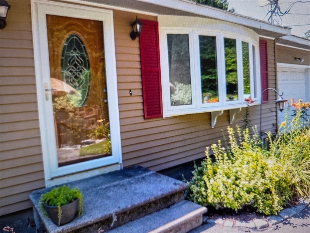54 Lancaster Rd, Clinton, MA Photo #37
