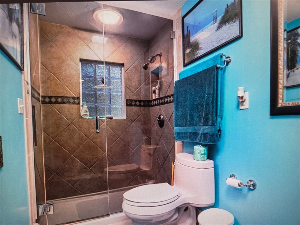 54 Lancaster Rd, Clinton, MA Photo #6
