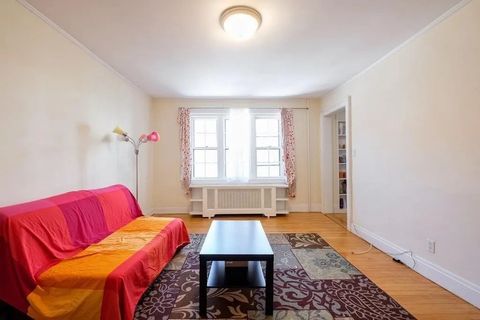 12 Aberdeen 2 Boston MA 02215