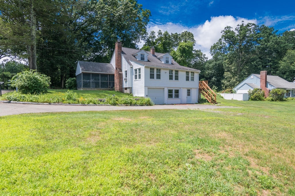 21 Delmor Ave