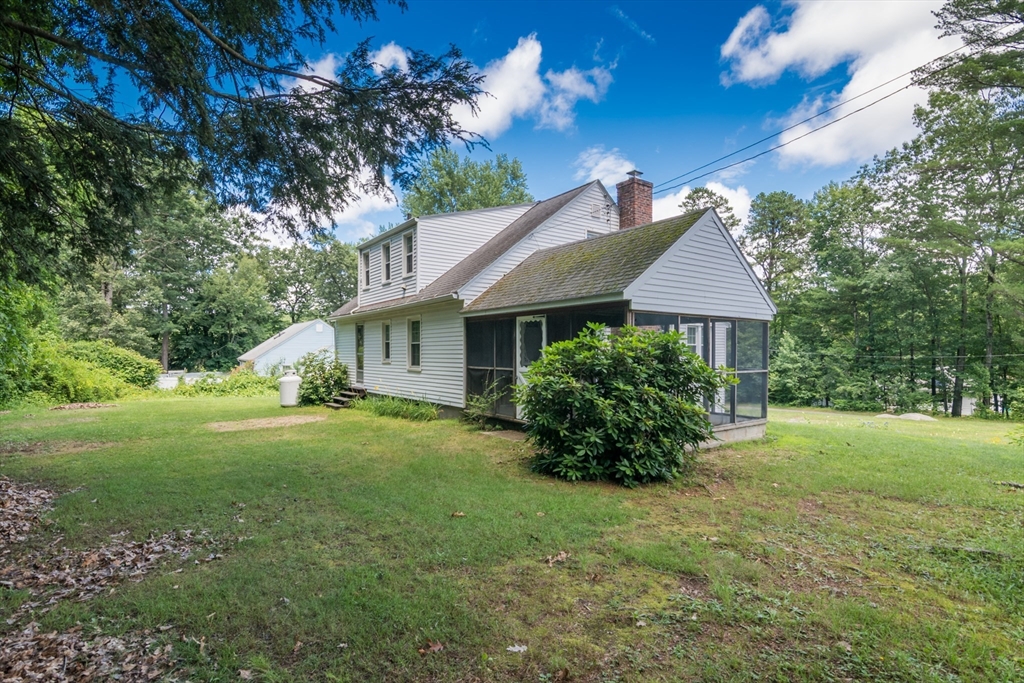 21 Delmor Ave