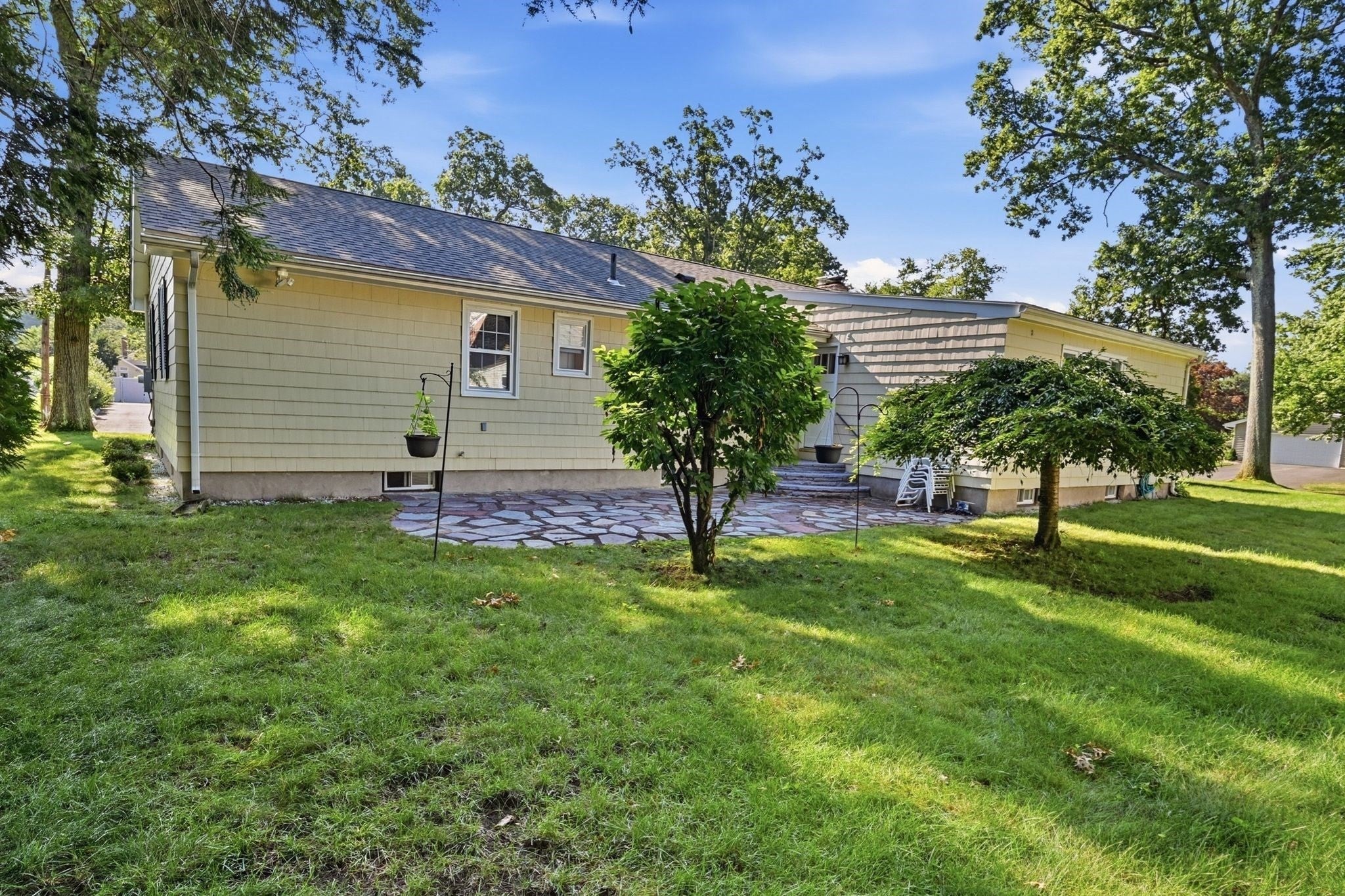 80 Lynnwood Drive, Longmeadow, MA Photo #7