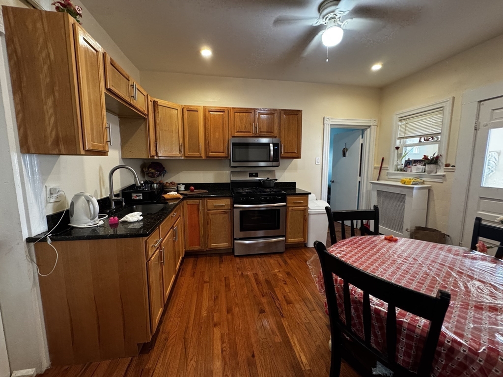 16 Reynolds Avenue 2