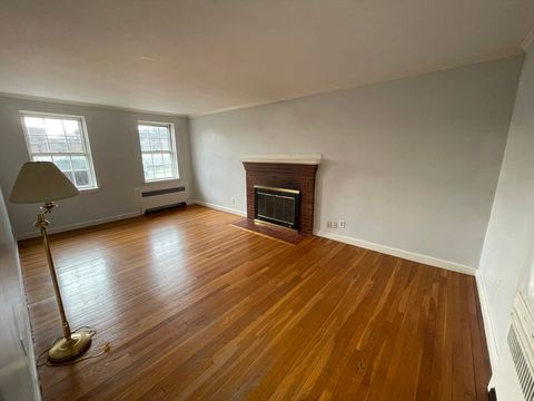 39 Commonwealth Ave 23 Newton MA 02467