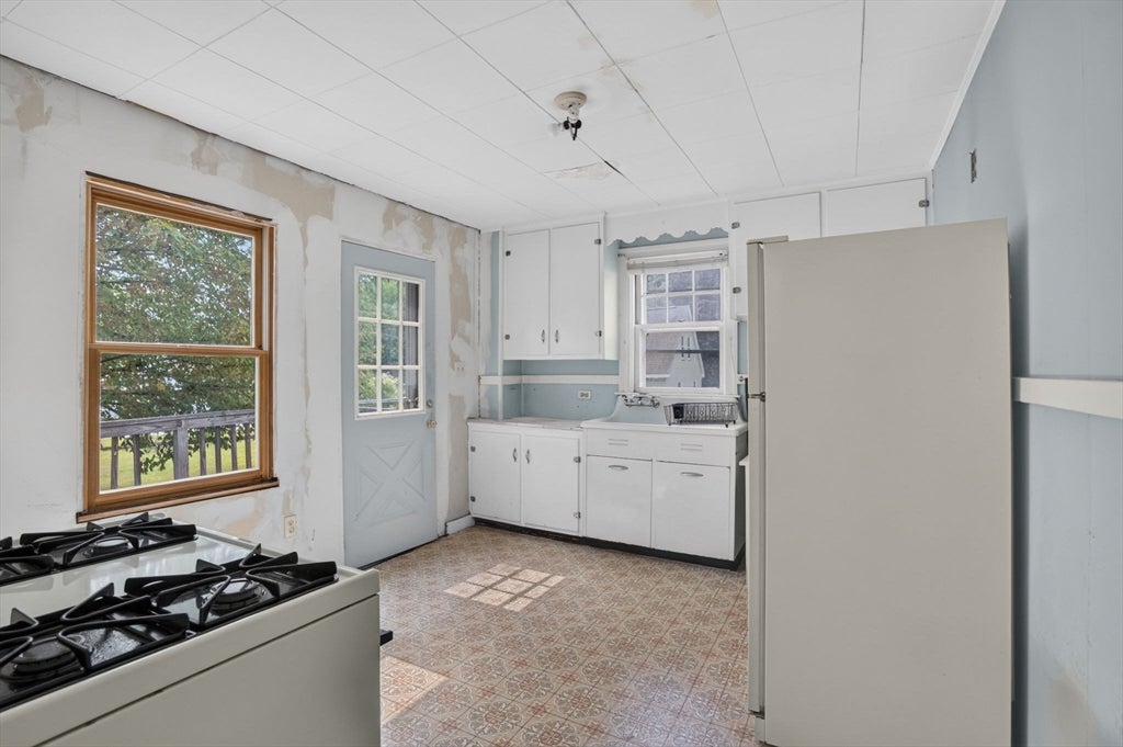 128 Mablin Ave, North Andover, MA, 128 Mablin Ave, North Andover, MA Photo #13