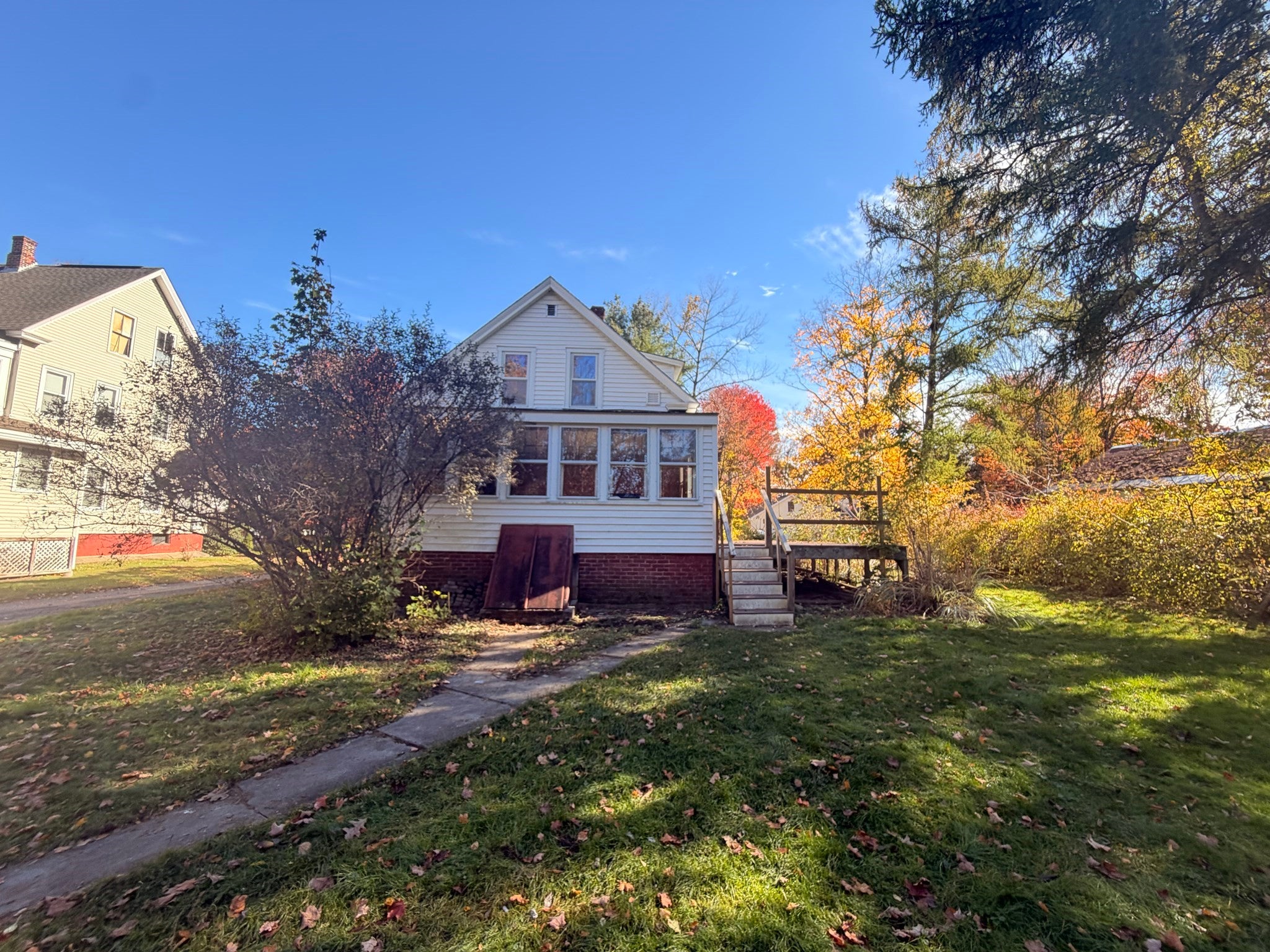 20 Adams St