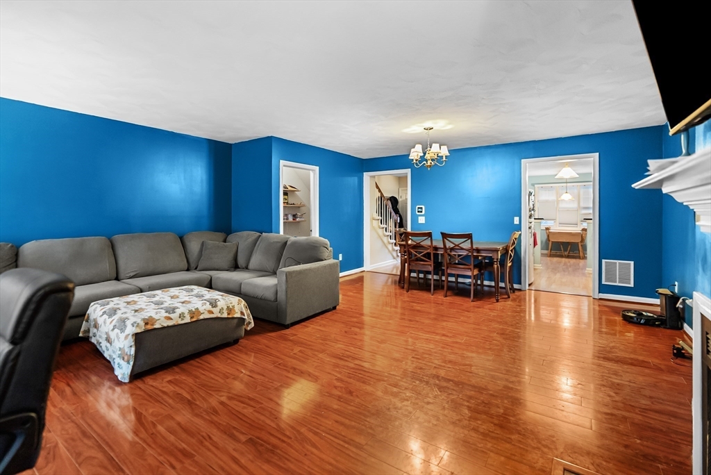 3 Godfrey Ln 3