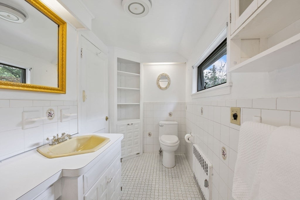 2 Glendower Road, Melrose, MA, 2 Glendower Road, Melrose, MA Photo #20