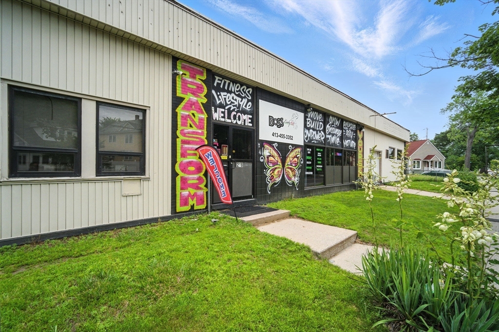 Springfield, Massachusetts 01104, United States, ,2 BathroomsBathrooms,Commercial,Active,163857