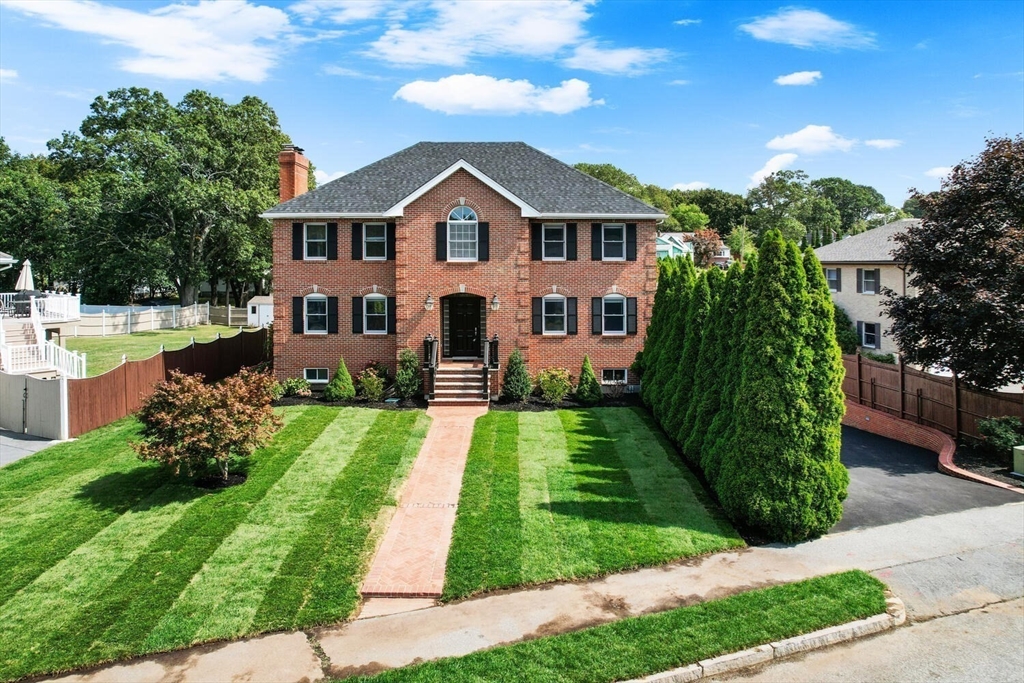 4 Gavin Cir