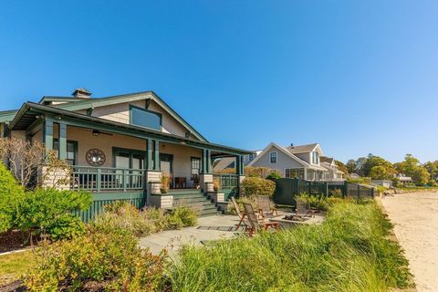 53 Raymond Street Manchester MA 01944