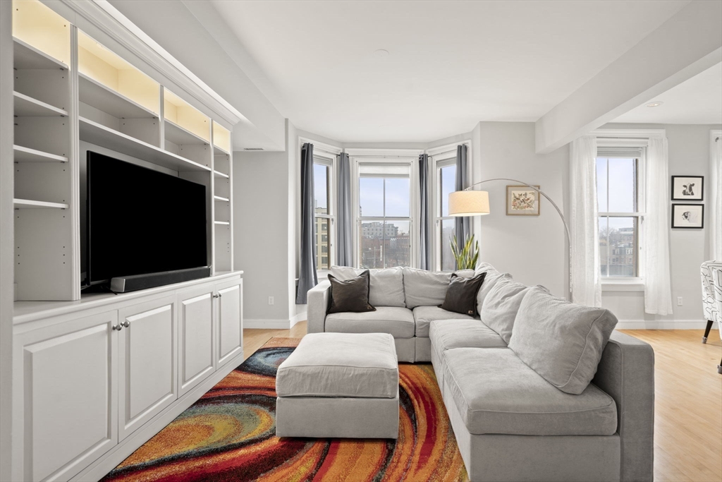 40 Isabella Street 4W