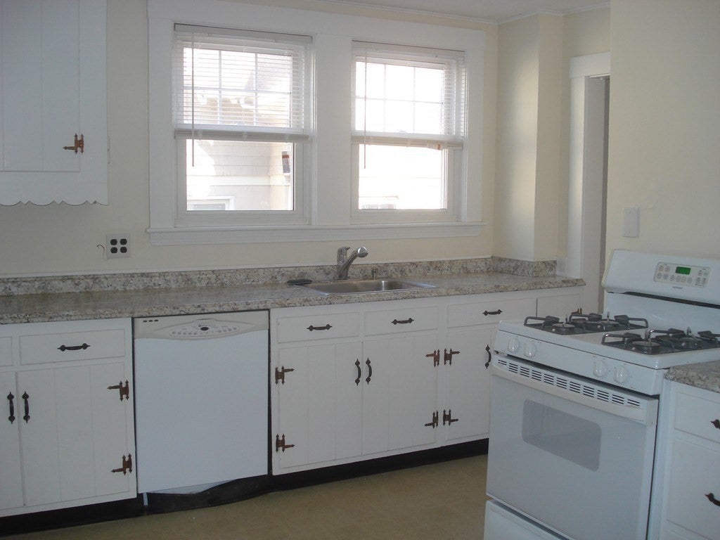 115 Bartlett Ave #115, Belmont, MA, 115 Bartlett Ave #115, Belmont, MA Photo #5