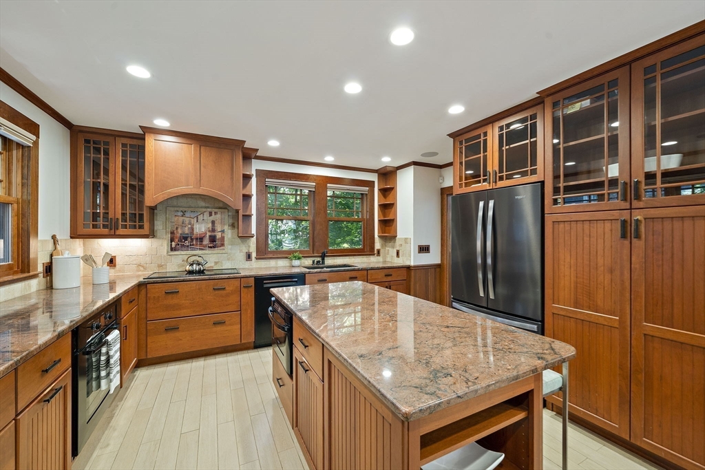 26 Hillside Rd