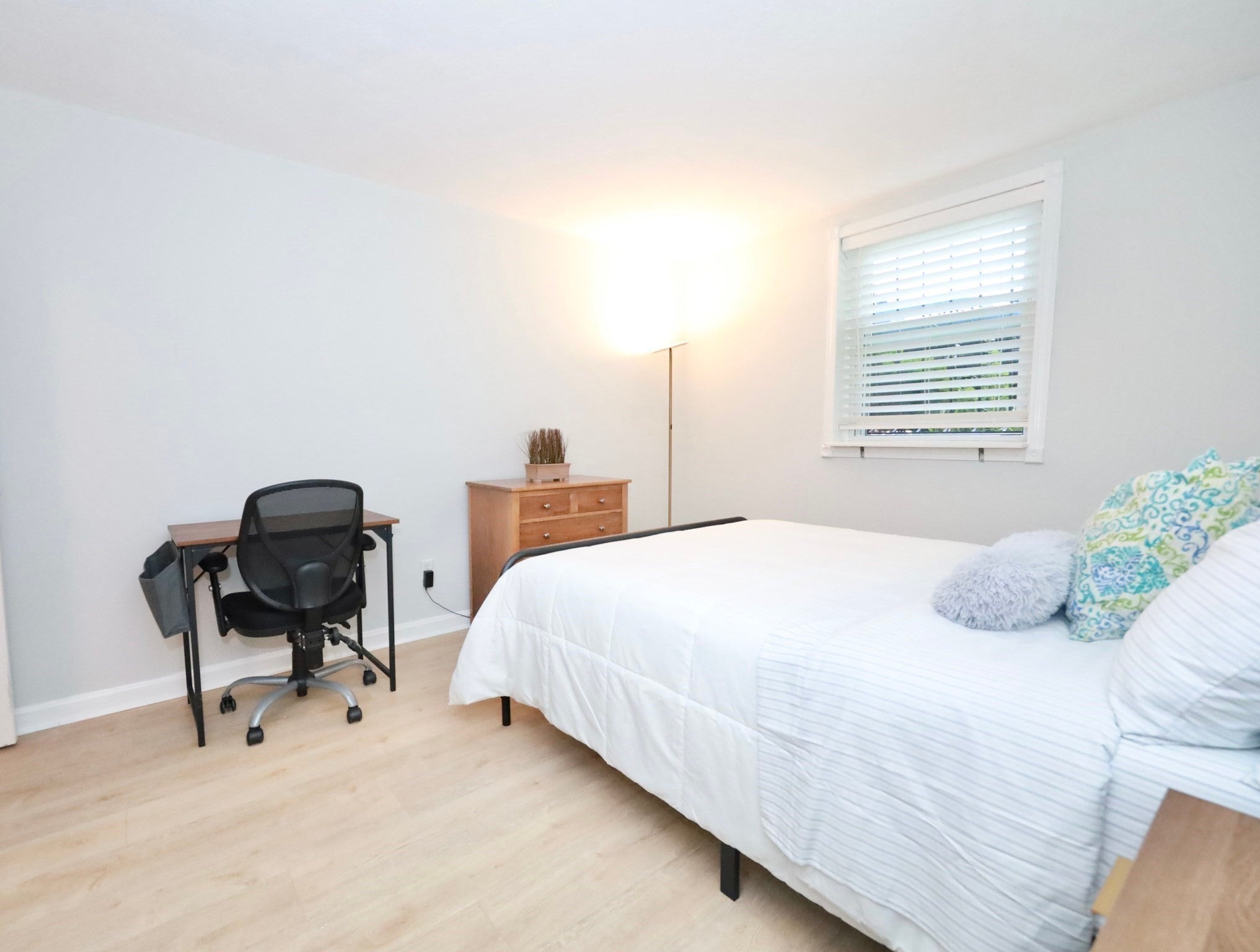 11 Cogswell Ave #6, Cambridge, MA, 11 Cogswell Ave #6, Cambridge, MA Photo #10