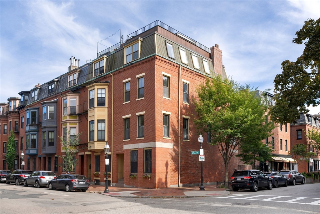 74 Appleton St 5
