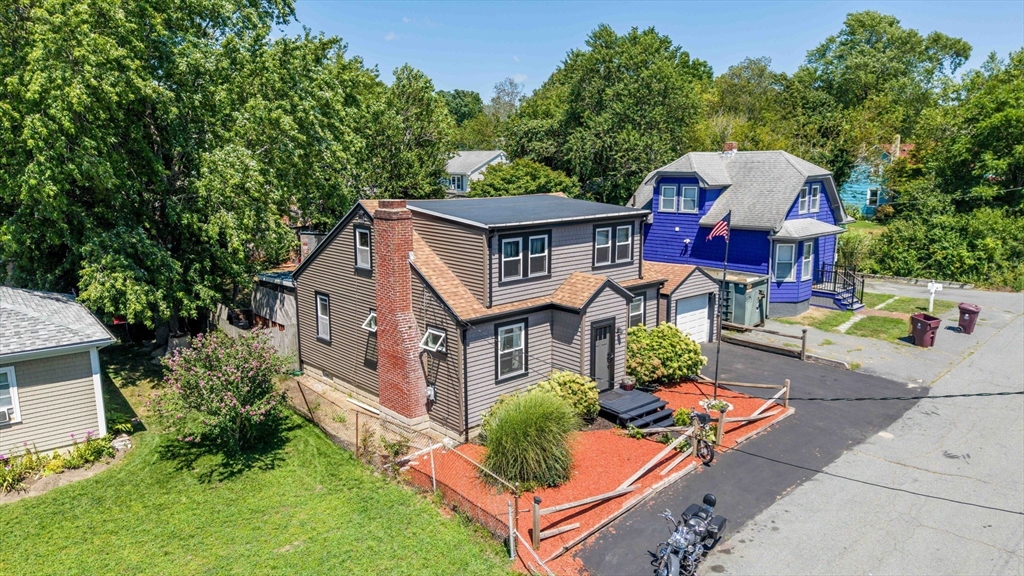 27 Jean St