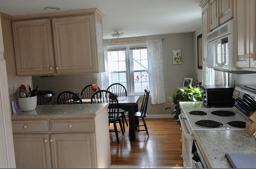 6 N Pleasant Street, Dartmouth, MA, 6 N Pleasant Street, Dartmouth, MA Photo #5