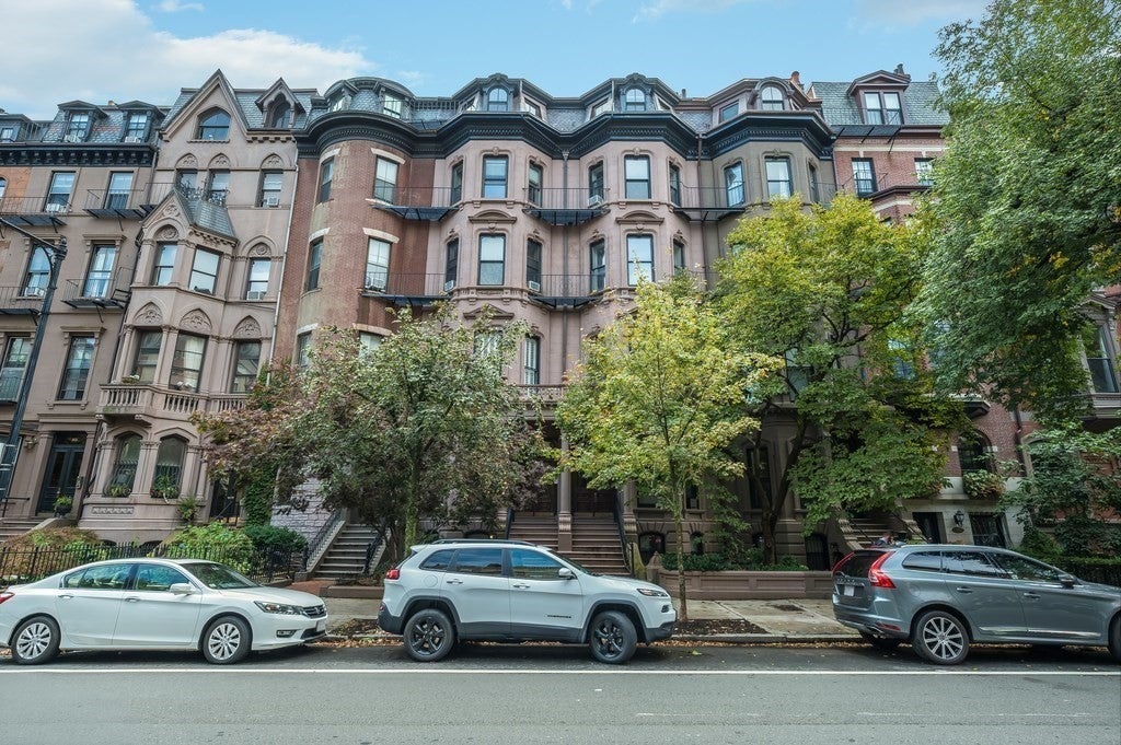 169 Beacon ST #3-4, Boston, MA Photo #17