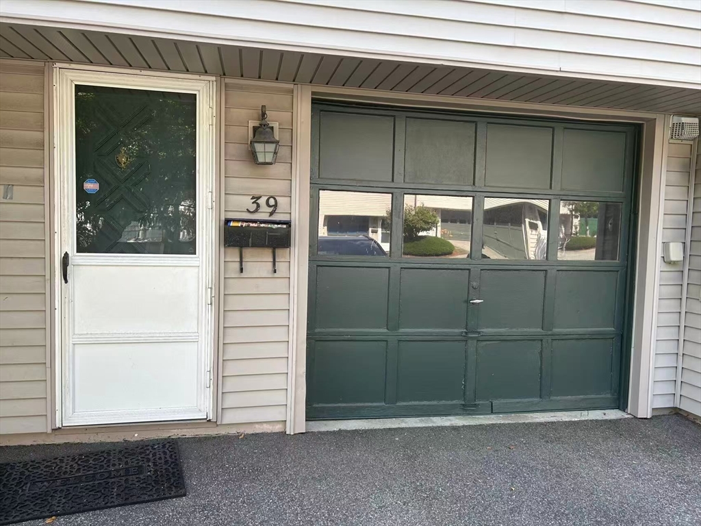 Photo 1 of 31 — 39 Pebble Pl 39, Malden, MA 02148