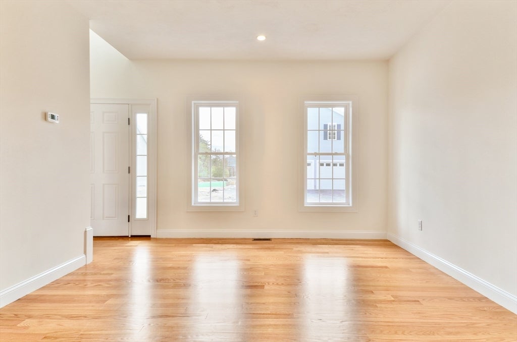 20B Crownshield ST #20B, Uxbridge, MA Photo #10
