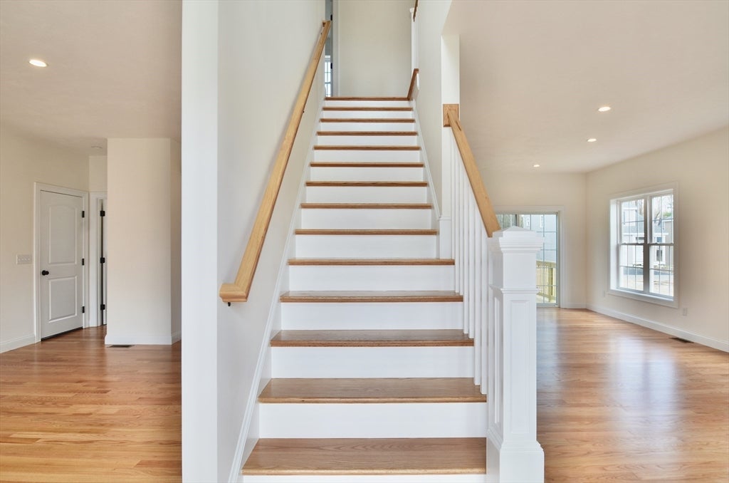 20B Crownshield ST #20B, Uxbridge, MA Photo #11
