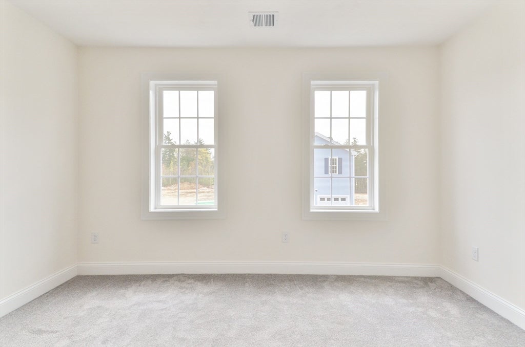 20B Crownshield ST #20B, Uxbridge, MA Photo #14