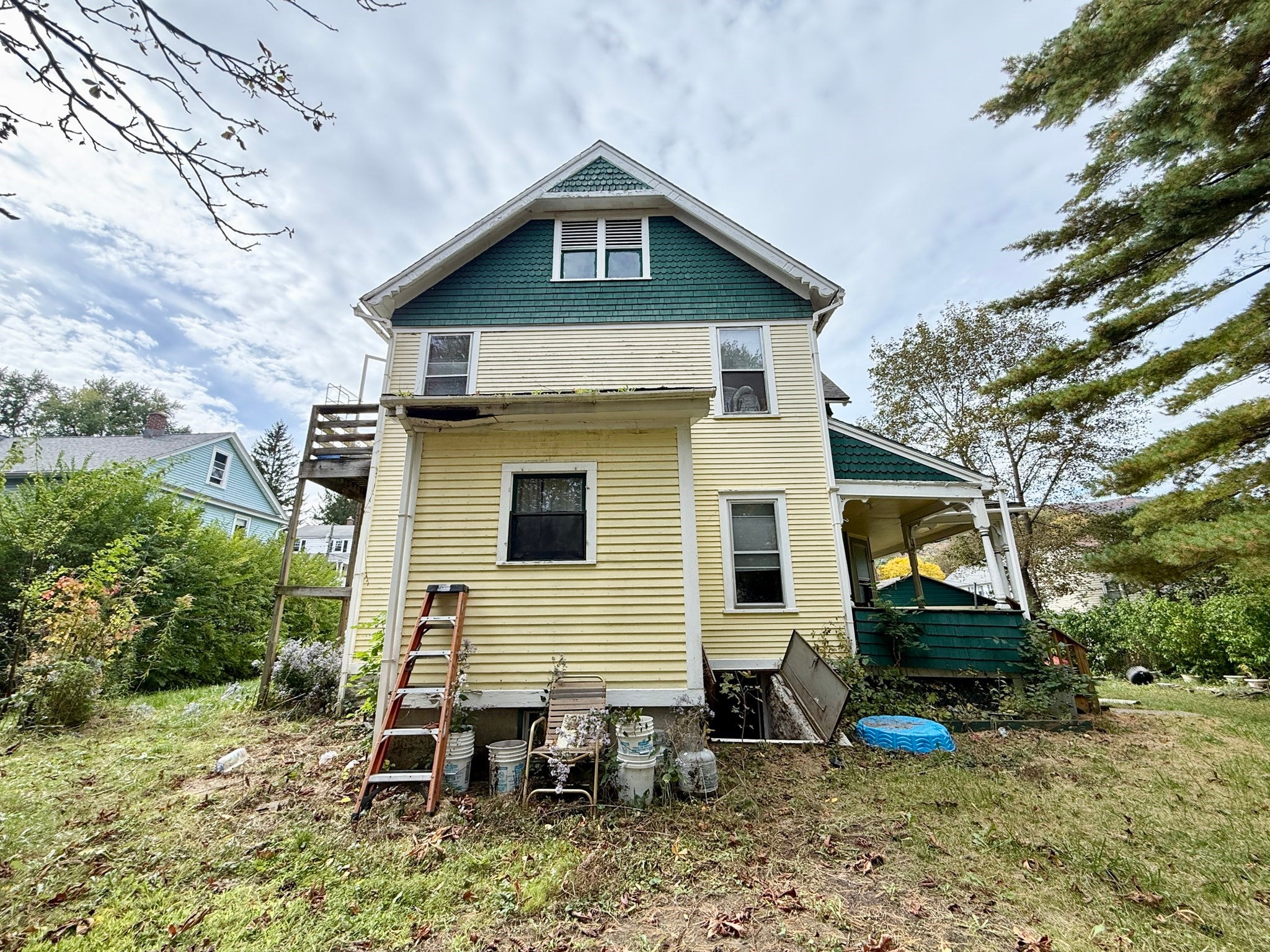4 Kerr Ave