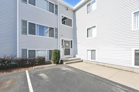 219 Glasgow St 2 Fall River MA 02721