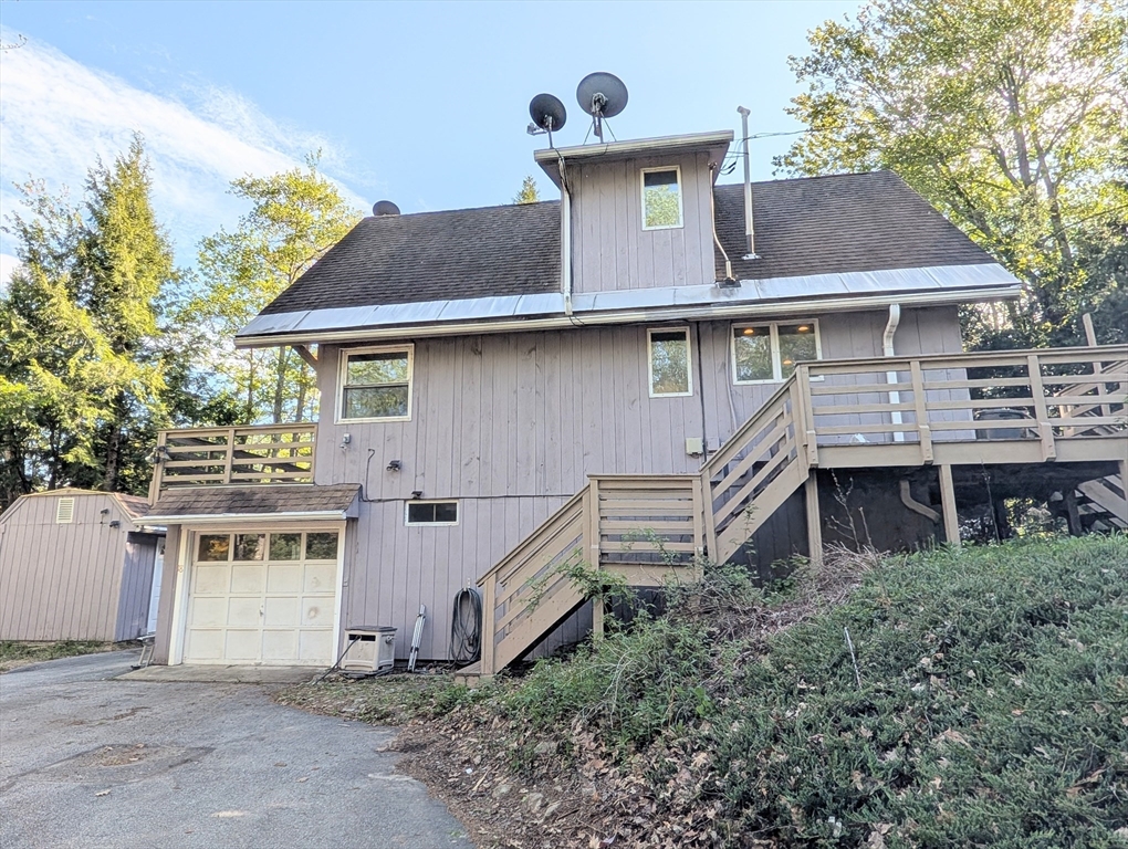 18 Marina Way