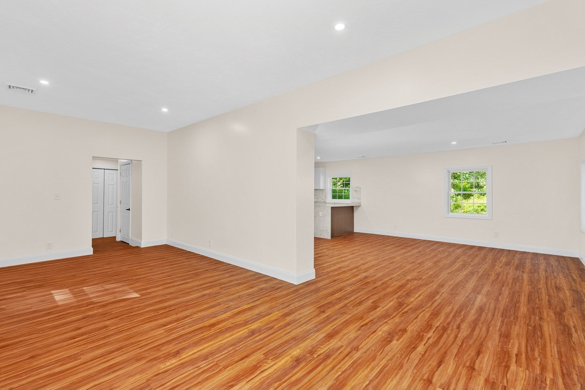 198 Uxbridge Rd, Sutton, MA, 198 Uxbridge Rd, Sutton, MA Photo #5