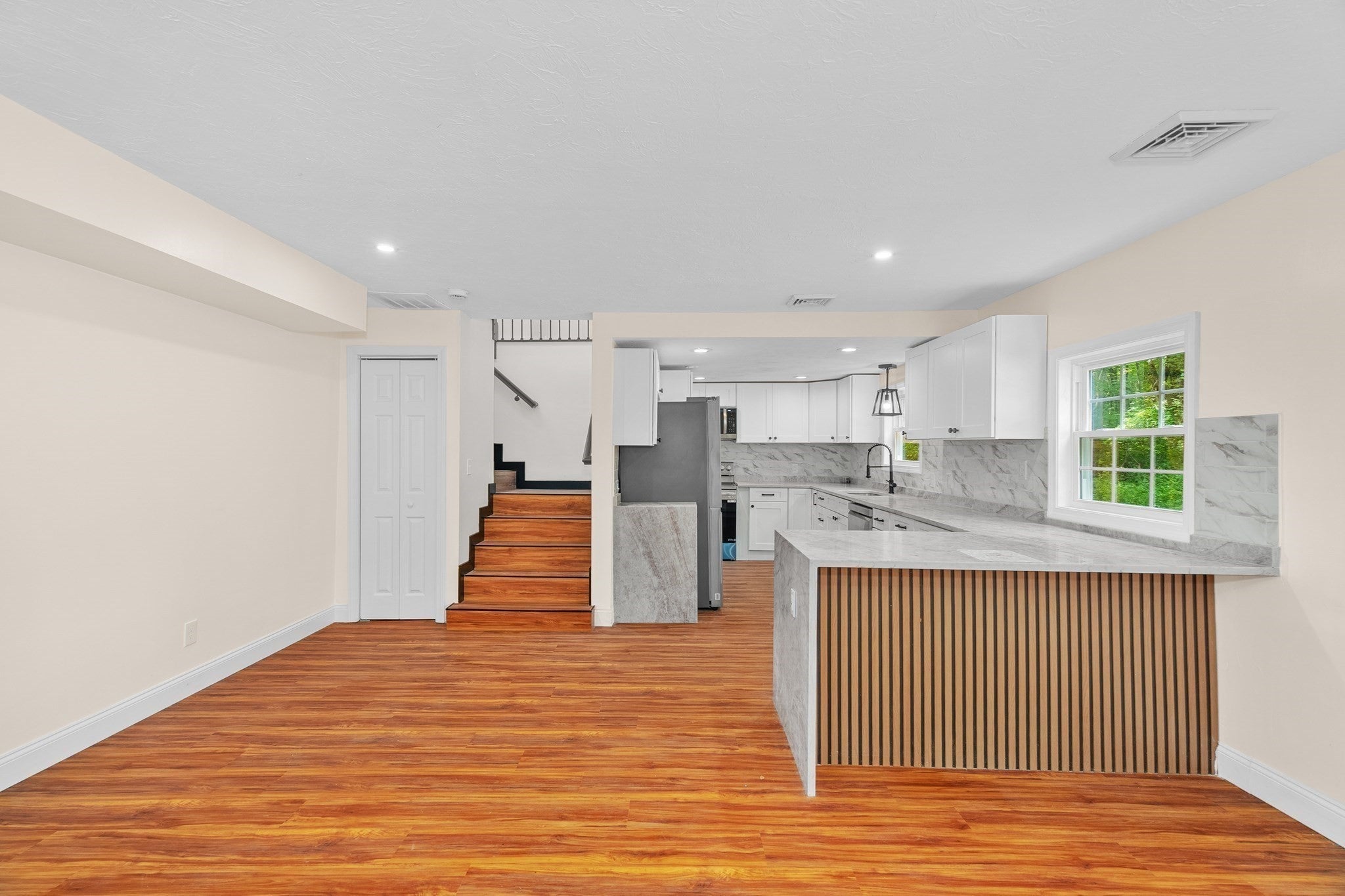 198 Uxbridge Rd, Sutton, MA, 198 Uxbridge Rd, Sutton, MA Photo #12