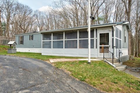 137 Central St Ashburnham MA 01430