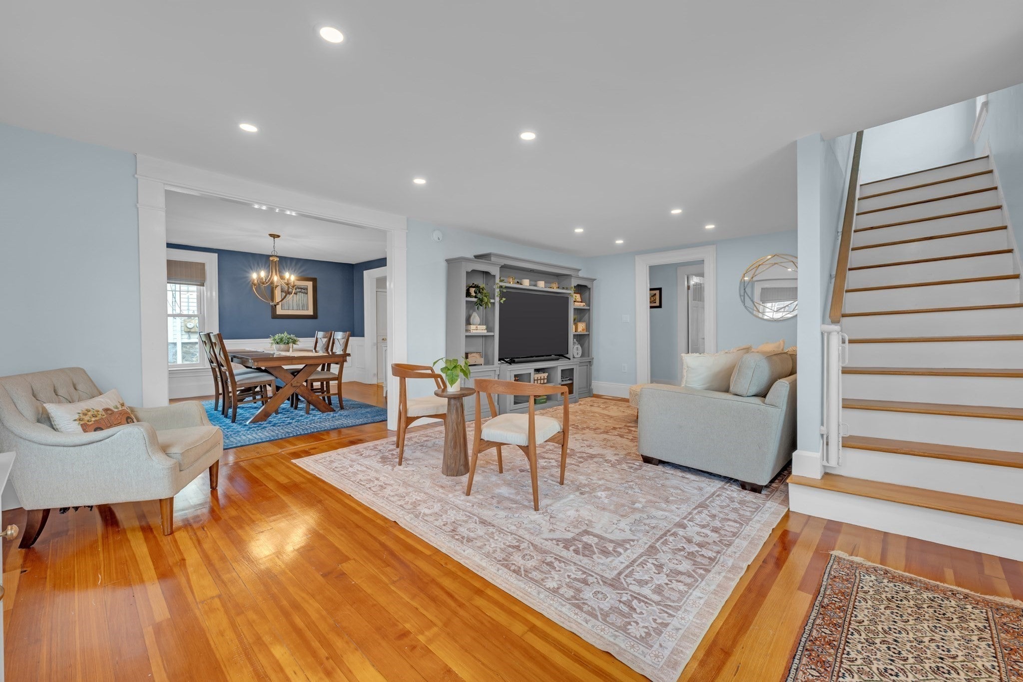 18 Sturgis St, Woburn, MA Photo #7