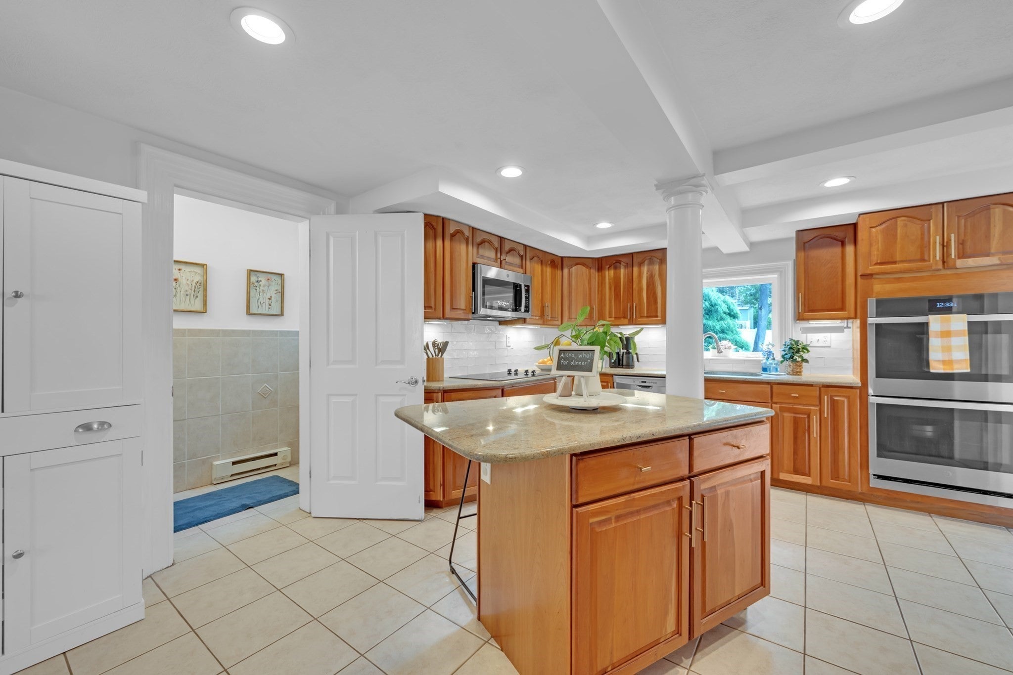 18 Sturgis St, Woburn, MA Photo #15