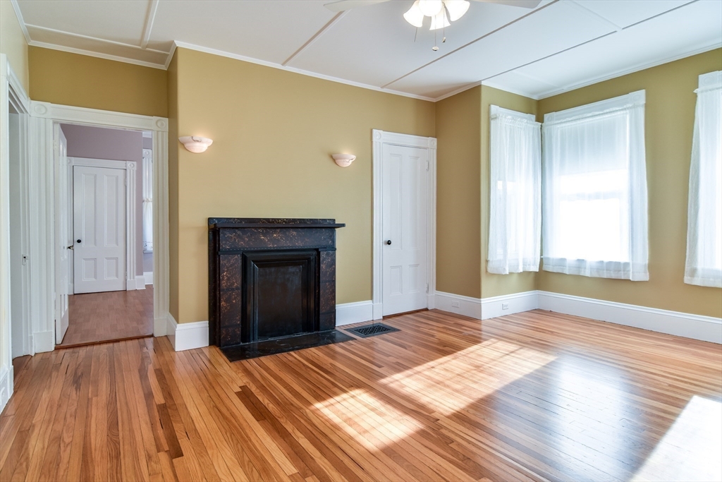 Natick, Massachusetts 01760, United States, 4 Bedrooms Bedrooms, ,2 BathroomsBathrooms,Residential,Active,101844