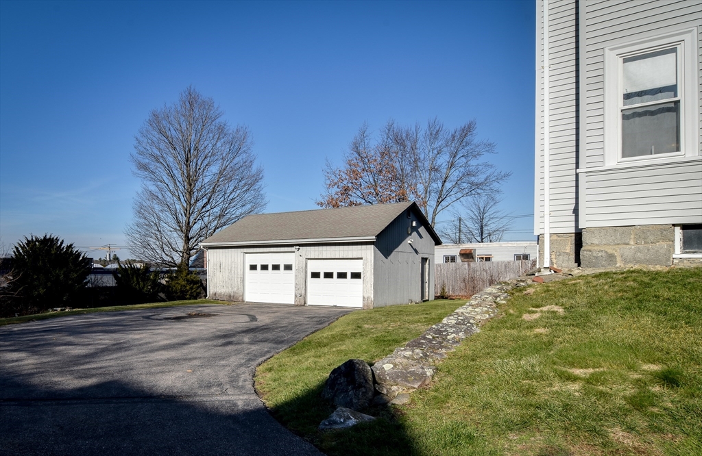 Natick, Massachusetts 01760, United States, 4 Bedrooms Bedrooms, ,2 BathroomsBathrooms,Residential,Active,101844