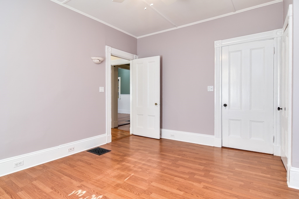 Natick, Massachusetts 01760, United States, 4 Bedrooms Bedrooms, ,2 BathroomsBathrooms,Residential,Active,101844