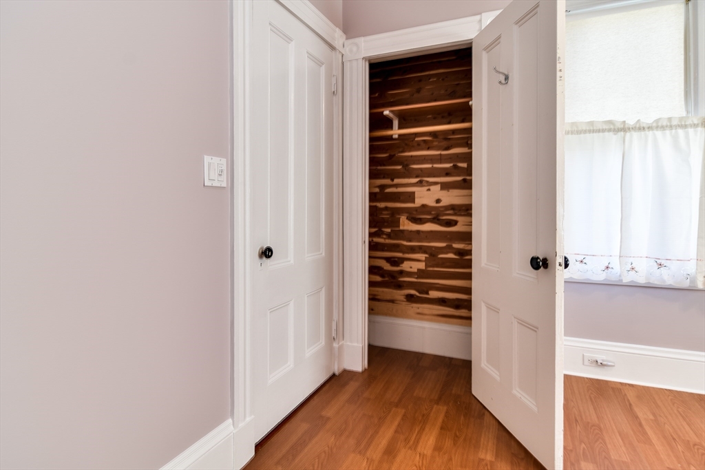 Natick, Massachusetts 01760, United States, 4 Bedrooms Bedrooms, ,2 BathroomsBathrooms,Residential,Active,101844