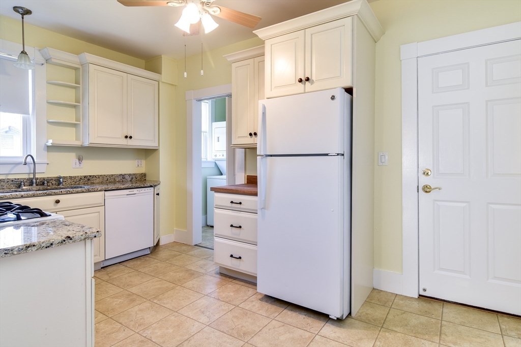 Natick, Massachusetts 01760, United States, 4 Bedrooms Bedrooms, ,2 BathroomsBathrooms,Residential,Active,101844