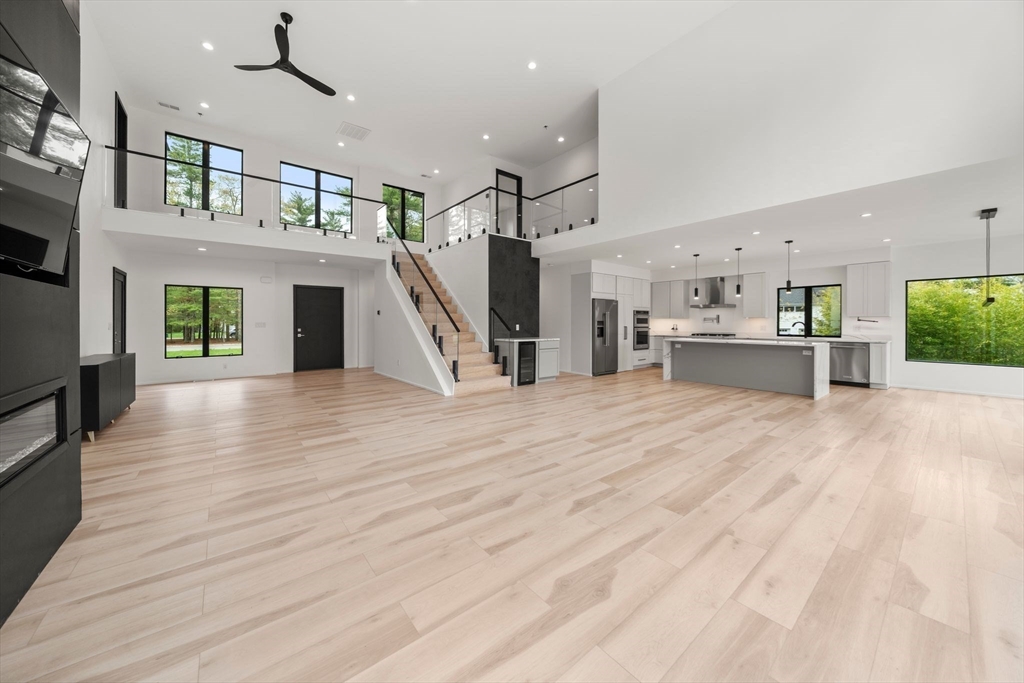 3 Kestrel Way